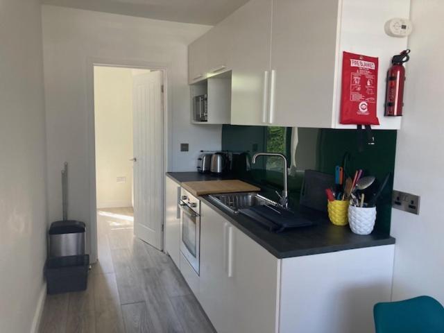 The Salt Box- Lovely Refurbished Annexe, Free Parking, Walk To Porth Beach. Saint Columb Minor Exteriér fotografie